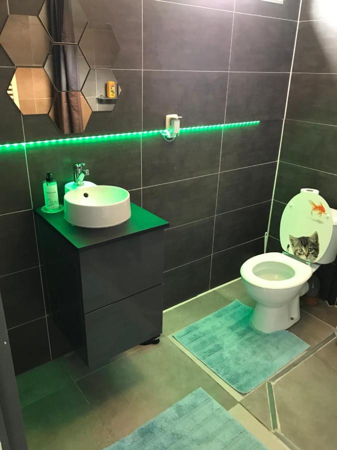 Leuk Vakantiewoning Dijk Woning Met 3 Slaapkamers Dicht Bij De Belgische Grensen Westdorpe Экстерьер фото